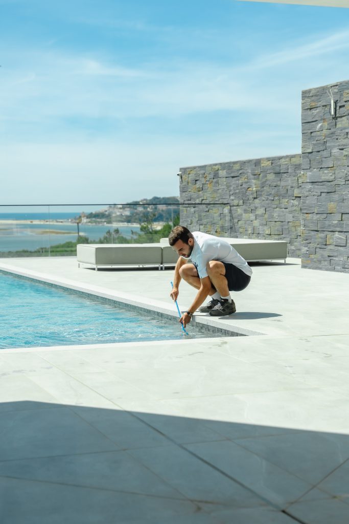 pool maintenance service